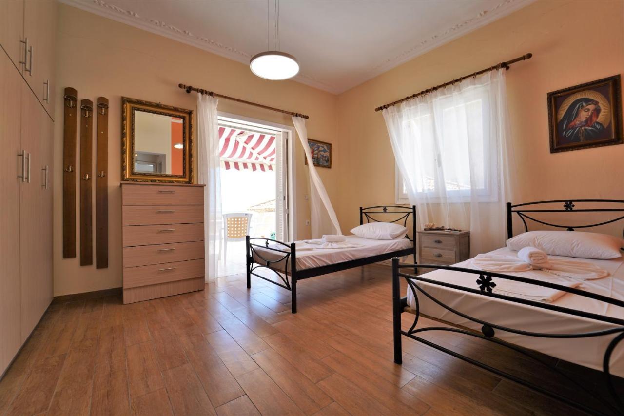 Casa di Angelo Apartment Parga Bagian luar foto
